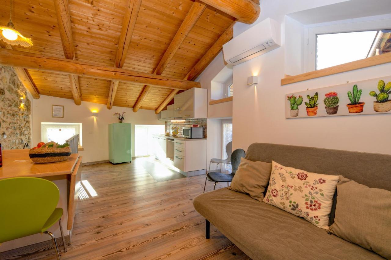 Casa Nel Borgo - Il Gufo Lejlighed Tremosine Eksteriør billede